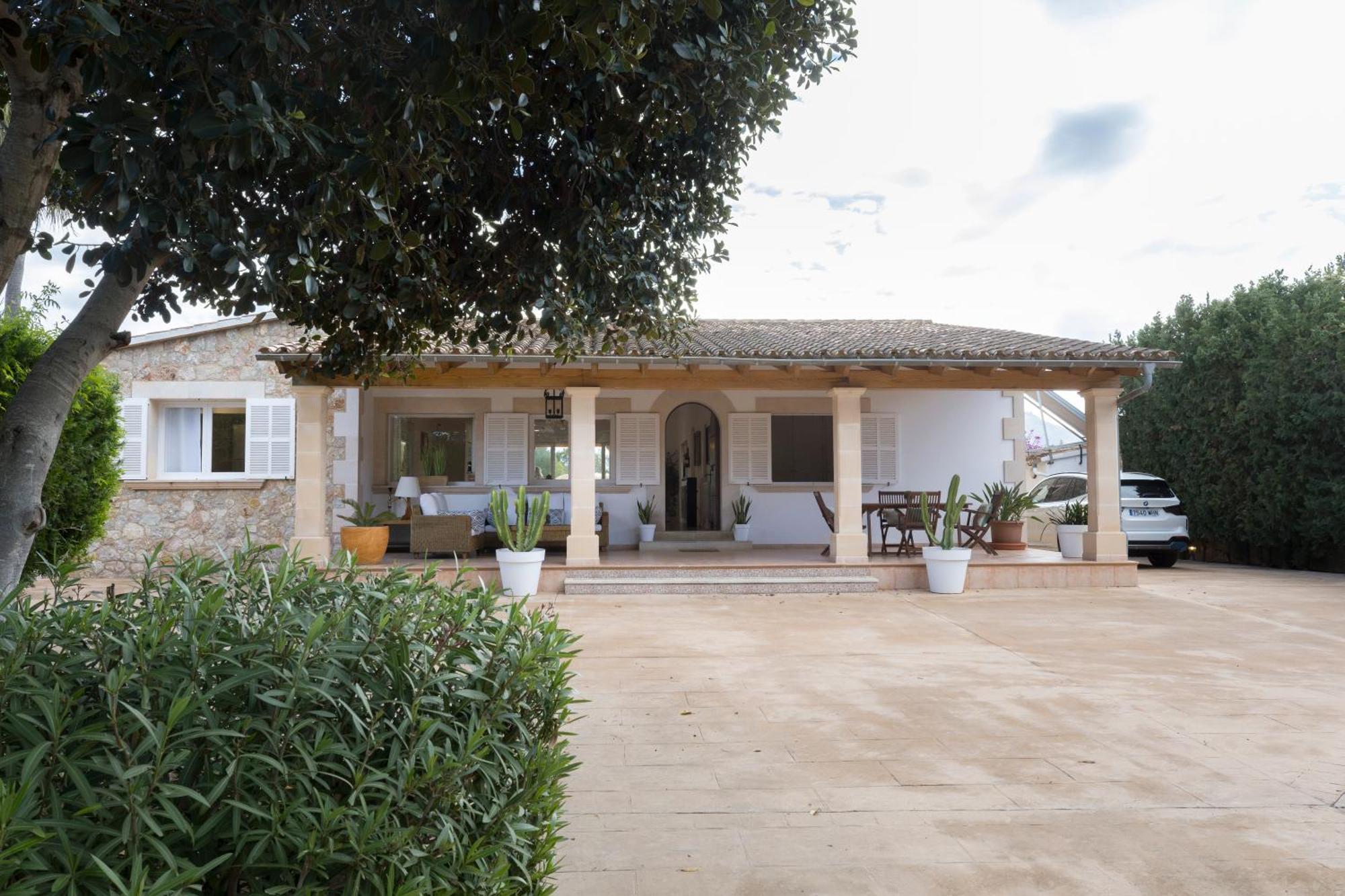 Villa Mestral Алькудия Экстерьер фото